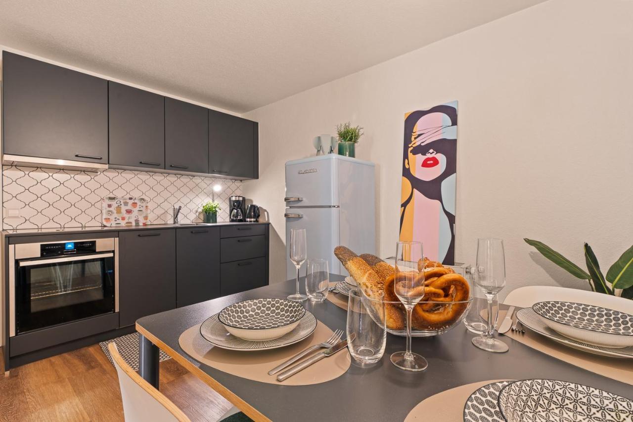 Farbenfrohe Altbauwohnung, Top Ausstattung FDH Buitenkant foto